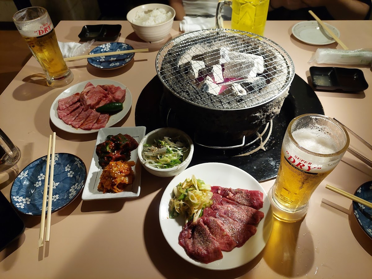 やきにくのチャンプ
