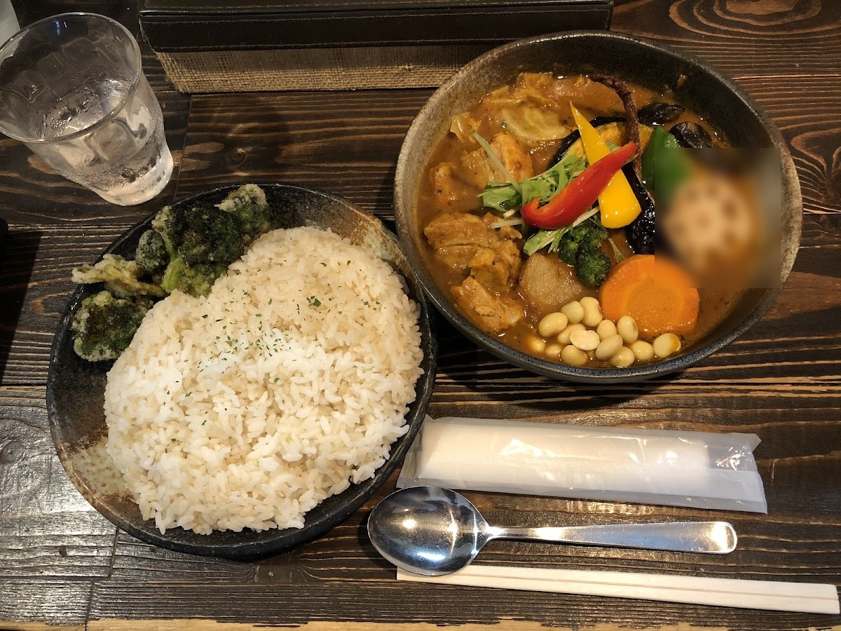 Rojiura Curry SAMURAI. 平岸総本店